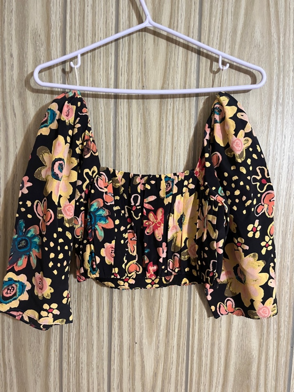 Wilfred Silk Square-Neck Puff Sleeve Floral Crop Top - Black Multi - Picture 5 of 7